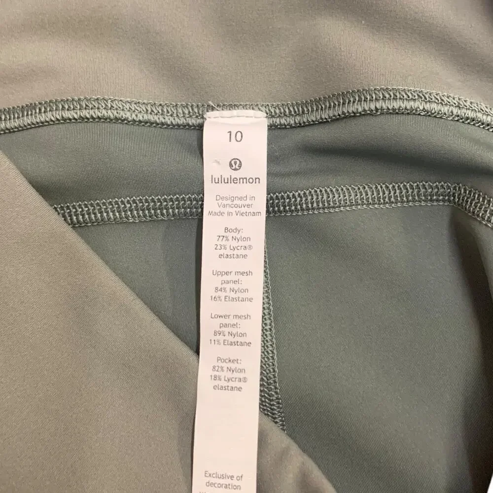 Lululemon Bootcamp Ready Tight 25